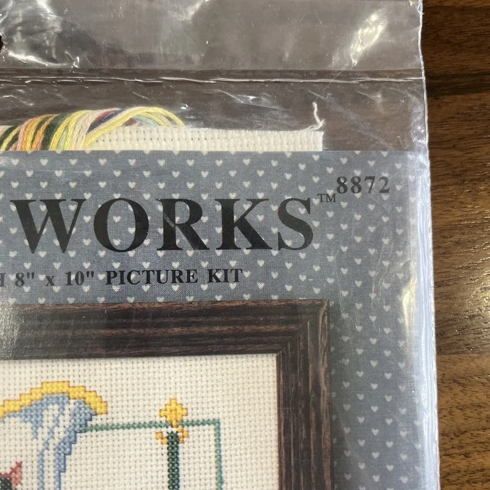 Design‎ Works Cross Stitch Kit 8872 Powder Room Bathroom Picture NEW
